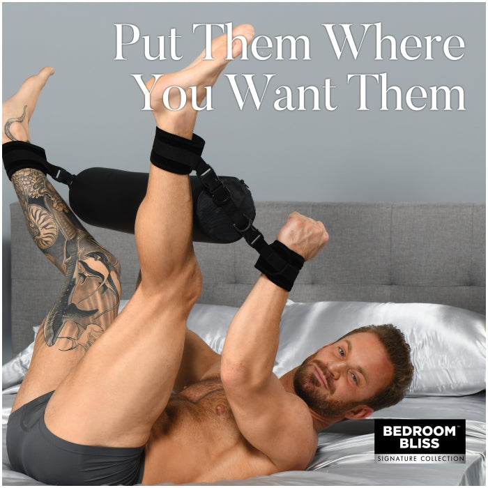 BB SEX SPREADER PADDED SPREADER BAR W/ RESTRAINTS